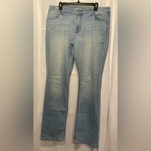 Old Navy Women’s Light Blue long boot Cut Mid Rise Jeans Size 14 Long